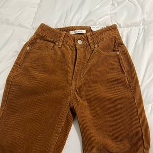 Corduroy pacsun pants - flattering!!